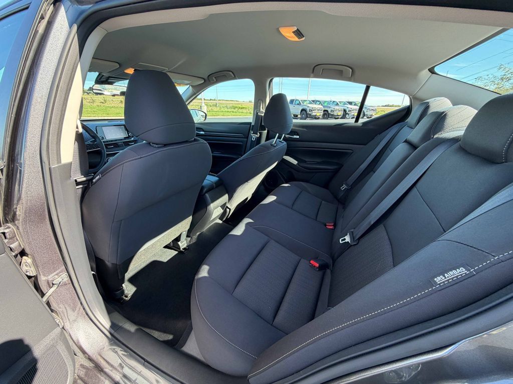 Used 2021 Nissan Altima 2.5 S w/ Driver Assist Package FWD image 18