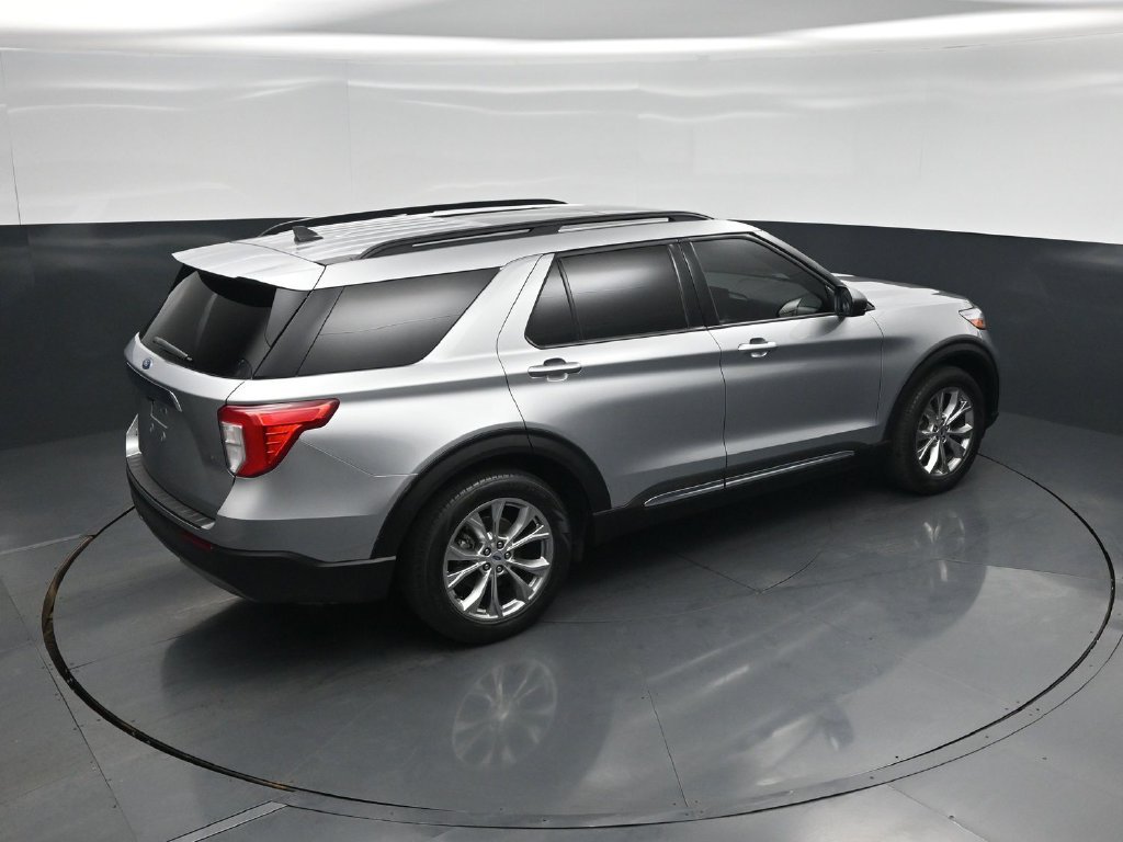 Used 2021 Ford Explorer XLT w/ Equipment Group 202A RWD image 35