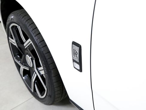 Used 2026 Rolls-Royce Cullinan image 45