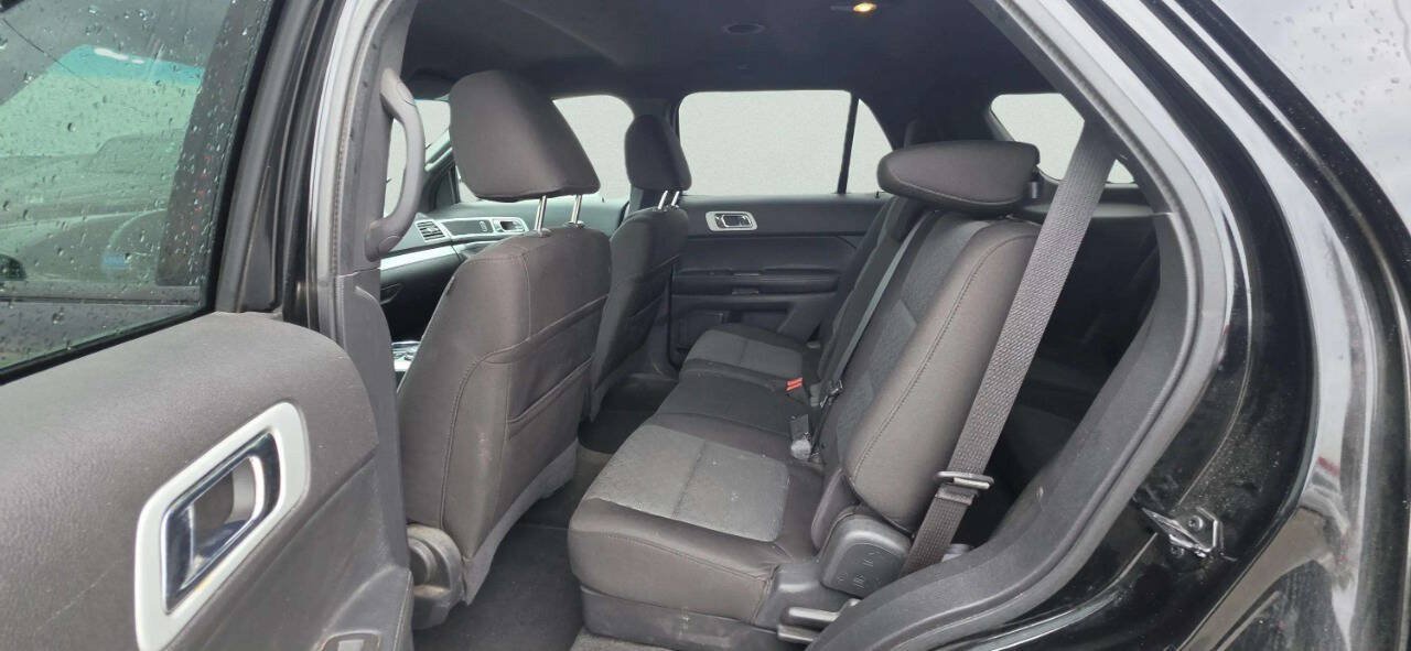Used 2011 Ford Explorer XLT w/ 201A Rapid Spec Order Code AWD/4WD image 7
