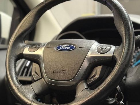 Used 2012 Ford Focus SEL image 16