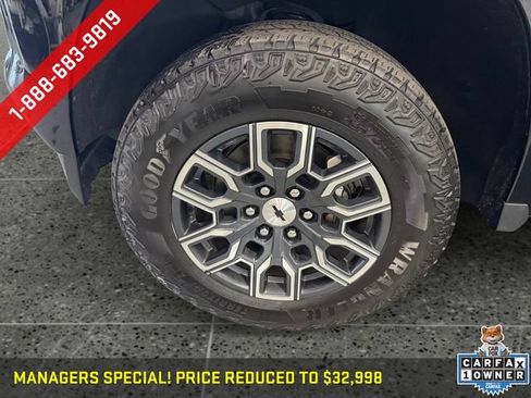 Used 2023 Chevrolet Colorado Z71 w/ Z71 Convenience Package 2 AWD/4WD image 28