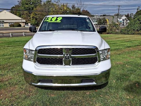 Used 2020 RAM 1500 Classic SLT image 2