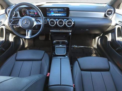 Used 2025 Mercedes-Benz CLA 250 image 18