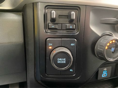 Used 2025 Ford F250 XLT AWD/4WD image 34