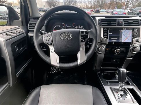 Used 2022 Toyota 4Runner SR5 Premium w/ Moonroof Package image 6