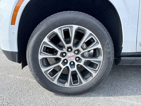 New 2026 GMC Yukon XL Denali w/ Sun & Power Step Package image 12