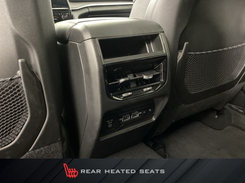 Used 2024 Jeep Grand Cherokee Limited AWD/4WD image 34