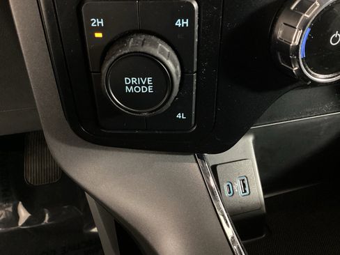 Used 2023 Ford F150 XLT w/ Equipment Group 302A High image 30