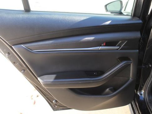 Certified 2024 MAZDA MAZDA3 s image 29