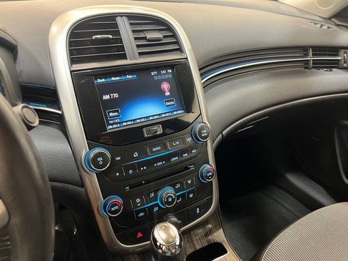 Used 2014 Chevrolet Malibu LT FWD image 23