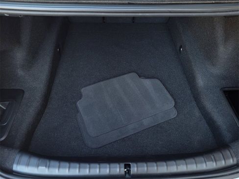 Used 2023 BMW 530i w/ M Sport Package image 38