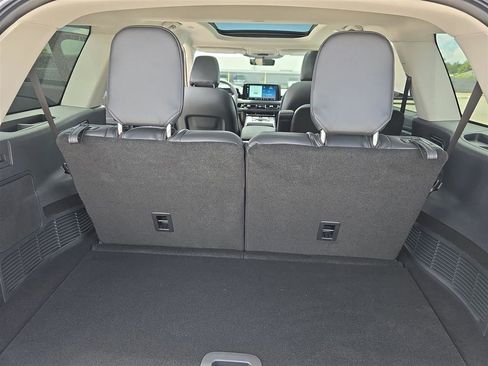 New 2025 Lincoln Aviator 2WD w/ Equipment Group 101A image 31