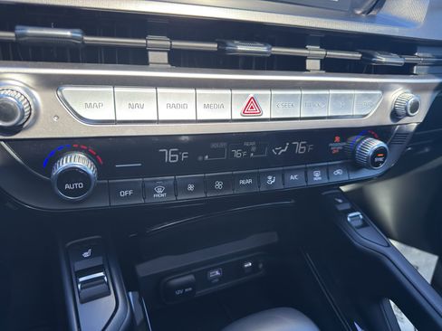 Used 2024 Kia Telluride S w/ S Sunroof Package image 21