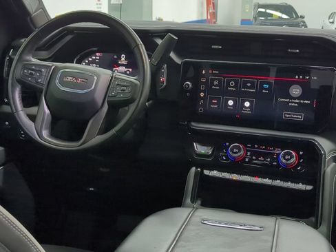 Used 2025 GMC Sierra 2500 AT4X AWD/4WD image 38