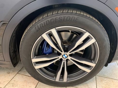 Used 2024 BMW X7 M60i AWD/4WD image 10