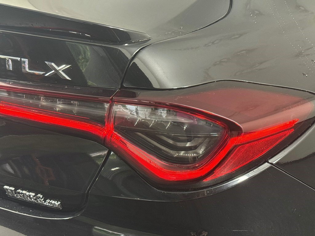 Used 2022 Acura TLX w/ A-SPEC Package FWD image 33