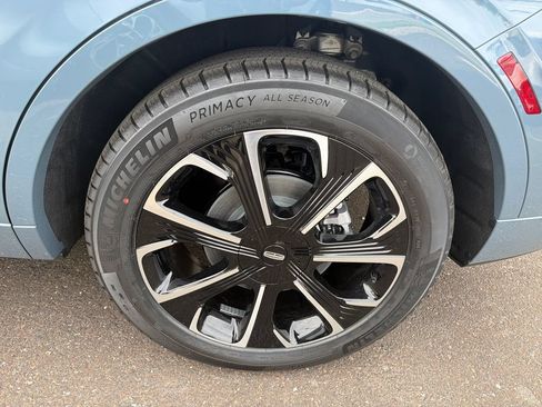 New 2026 Lincoln Nautilus Reserve AWD/4WD image 13