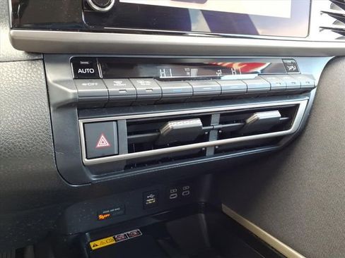 Certified 2025 Toyota Camry LE image 24