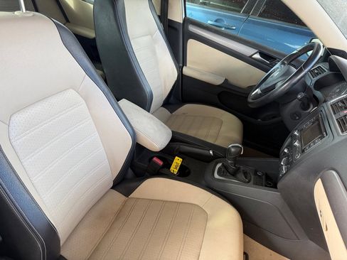 Used 2014 Volkswagen Jetta SEL image 13