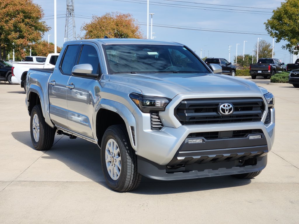 New 2026 Toyota Tacoma SR5 AWD/4WD image 3