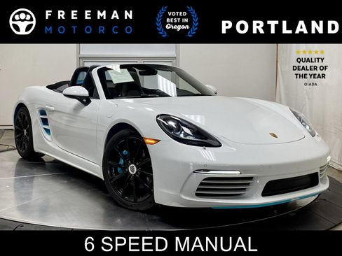 Used 2025 Porsche 718 Boxster w/ Premium Package RWD image 1