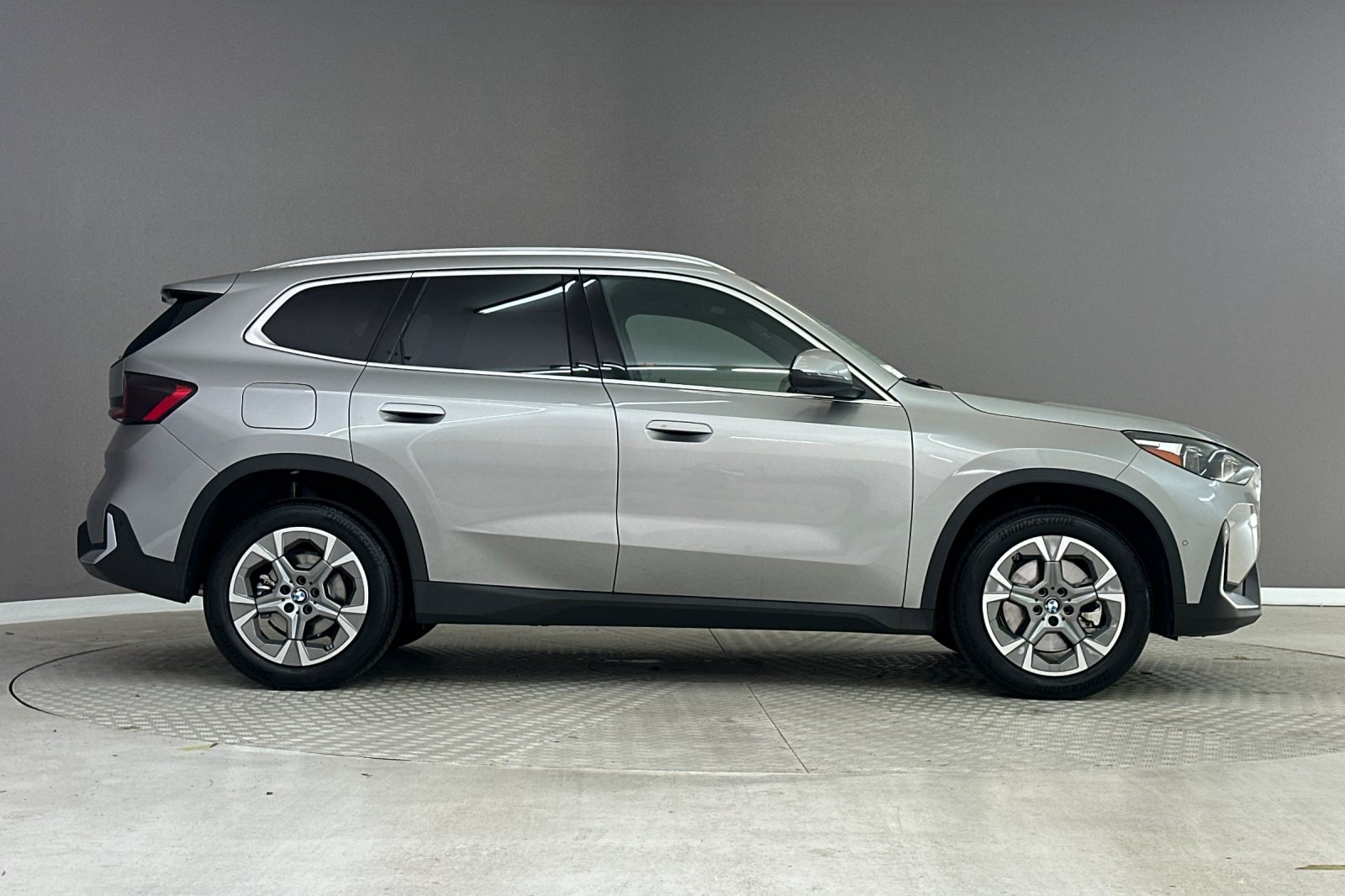 Used 2023 BMW X1 xDrive28i w/ Convenience Package AWD/4WD image 8