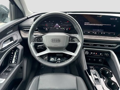 Used 2025 Audi Q5 Premium Plus w/ Premium Plus AWD/4WD image 17