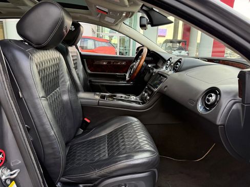 Used 2017 Jaguar XJ L Portfolio image 18