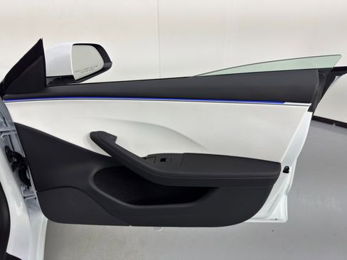 Used 2025 Tesla Model 3 Long Range image 47