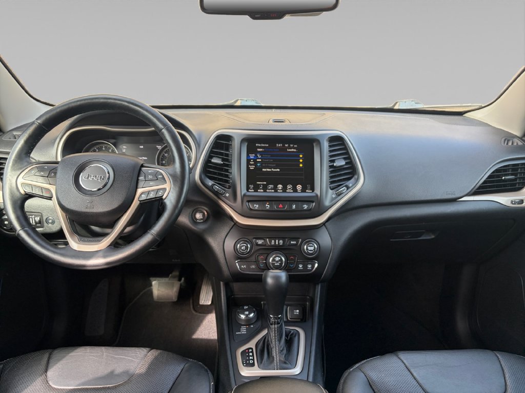 Used 2015 Jeep Cherokee Limited w/ Luxury Group AWD/4WD image 11