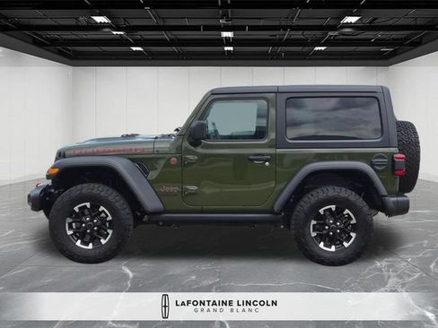 Used 2024 Jeep Wrangler Rubicon w/ Technology Group AWD/4WD image 2