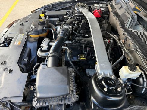 Used 2012 Ford Mustang Convertible image 25