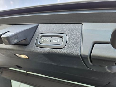 Certified 2023 Volvo XC60 T8 Plus w/ Protection Package Premier AWD/4WD image 13