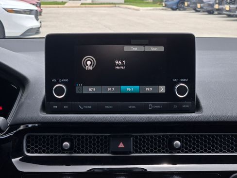 Used 2022 Honda Civic EX image 17