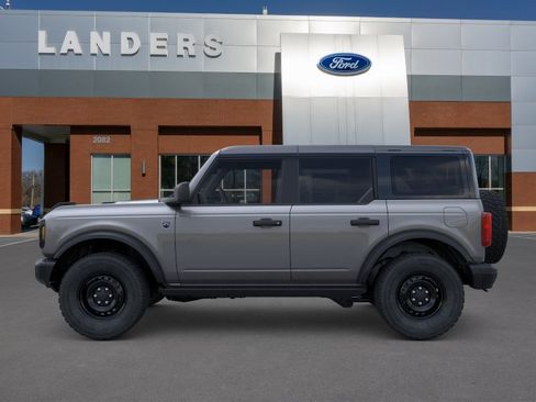 New 2026 Ford Bronco Big Bend w/ Black Diamond Package AWD/4WD image 3