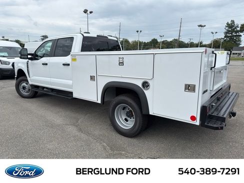 New 2025 Ford F350 XL w/ XL Chrome Package image 8