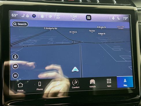 Used 2024 Jeep Grand Cherokee Limited w/ Luxury Tech Group II image 13