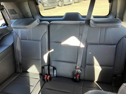 Used 2022 Chevrolet Tahoe RST w/ Luxury Package image 16