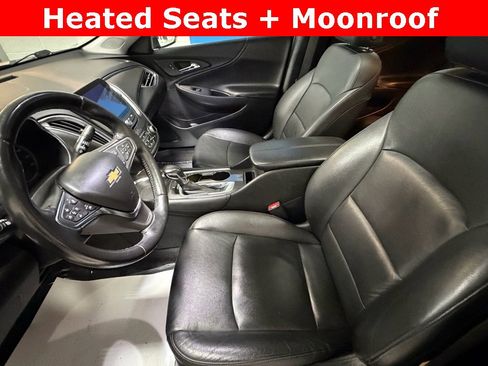 Used 2021 Chevrolet Malibu LT w/ Leather Package image 12