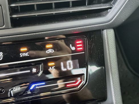 Used 2025 Volkswagen Jetta Sport FWD image 26