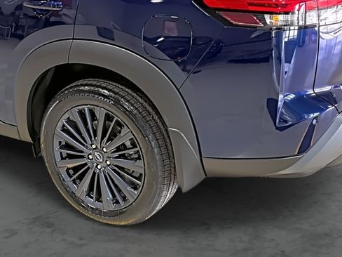 New 2026 Nissan Pathfinder SL w/ SL Premium Package AWD/4WD image 11