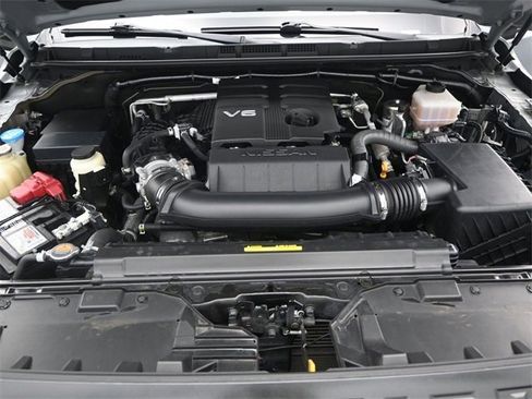 Used 2022 Nissan Frontier PRO-4X w/ Pro-4X Premium Package image 21