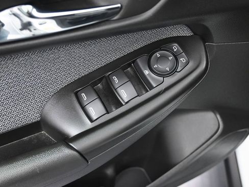 Used 2024 Chevrolet TrailBlazer LT image 11