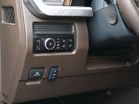 Used 2025 Ford F250 King Ranch AWD/4WD image 23
