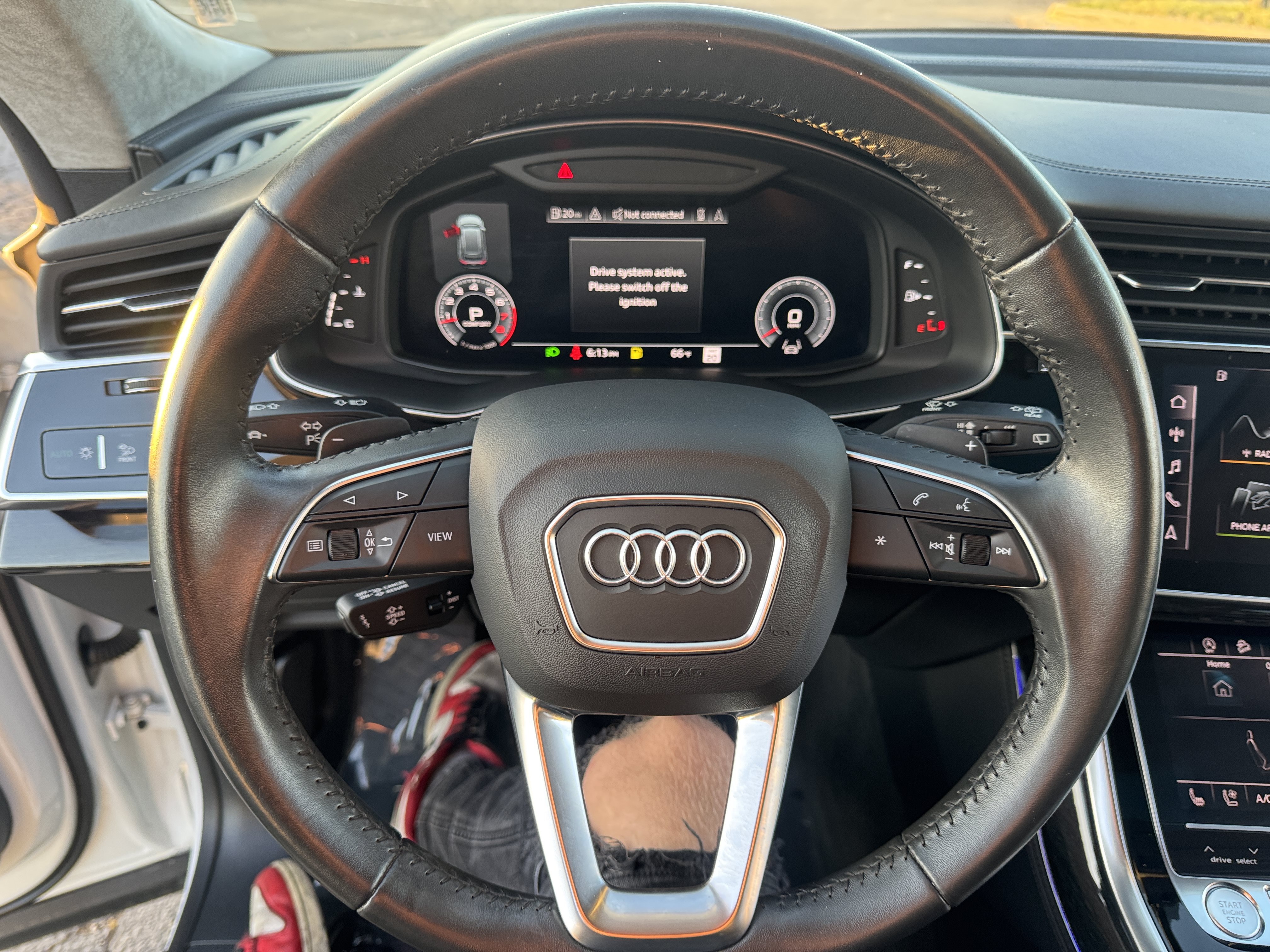 Used 2019 Audi Q8 Prestige w/ Luxury Package AWD/4WD image 16