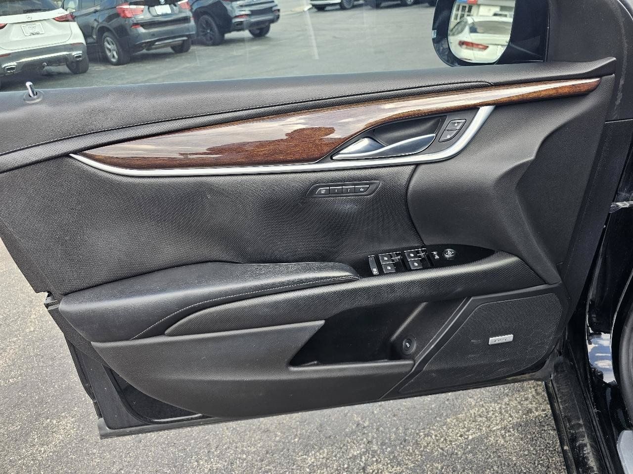 Used 2014 Cadillac XTS Luxury w/ Driver Awareness Package FWD image 13