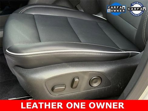 Certified 2025 Buick Enclave Preferred w/ Power Package image 24