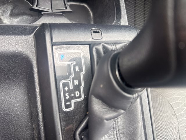 Used 2017 Toyota Tacoma SR RWD image 24