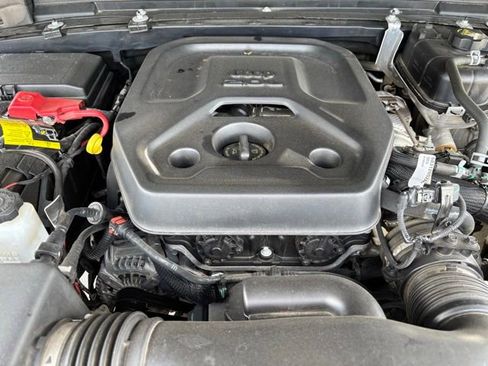 Used 2023 Jeep Wrangler Unlimited Sport AWD/4WD image 27